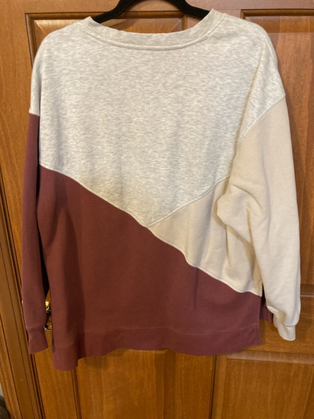 GreenTea White Crewneck Sweatshirt with Green Logo - Picture 3 of 3